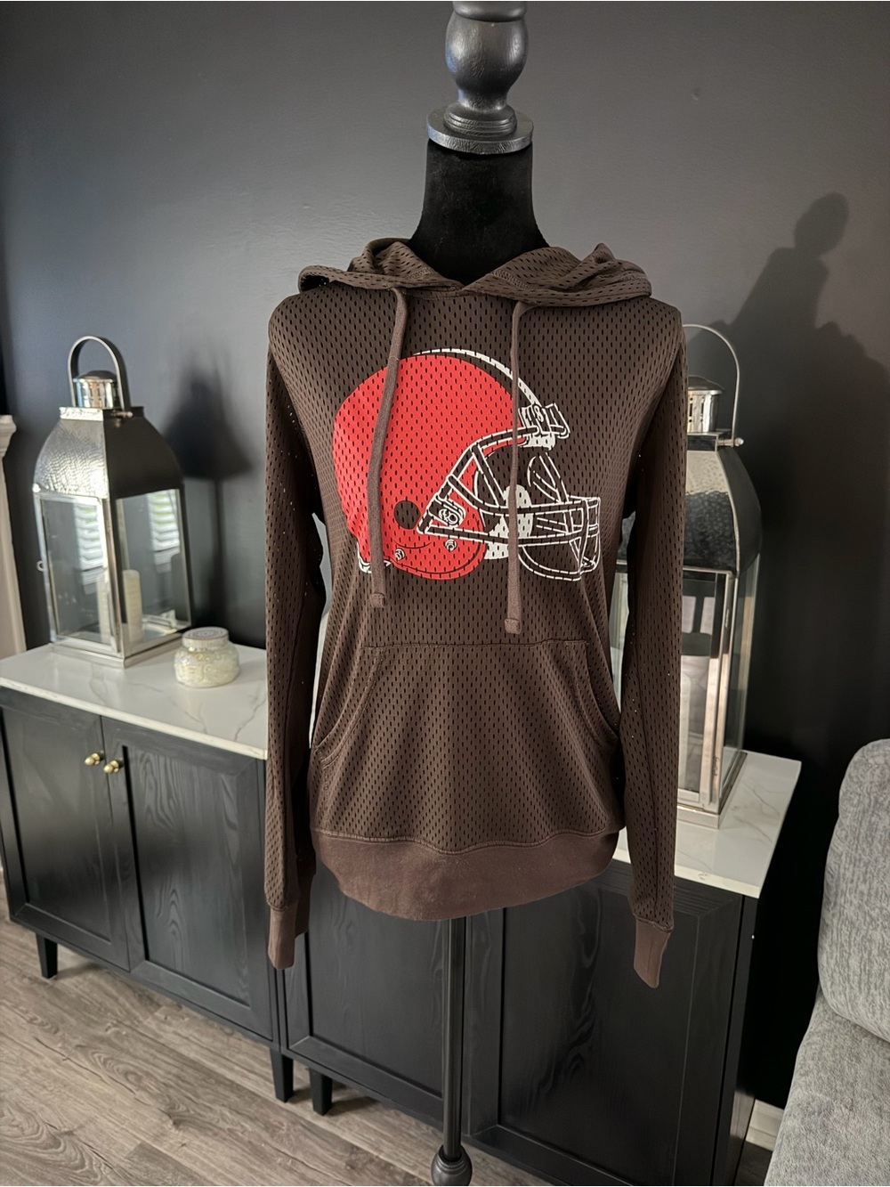 NFL Team Apparel Cleveland Browns Mesh Hoodie Pullover Women’s Medium - Picture 2 of 5